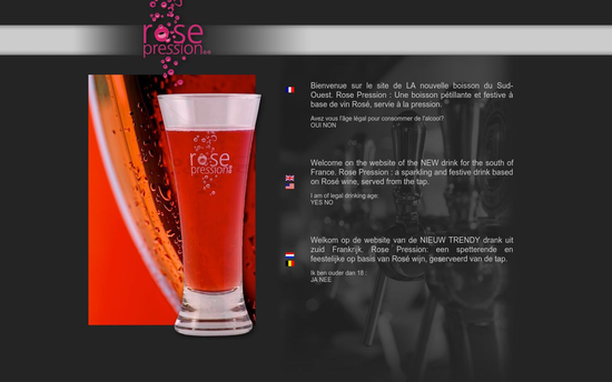 Rosepression | Rose Pression Blanc Pression Bleu Pression Une boisson pétillante et festive à base de vin Rosé, servie à la pression